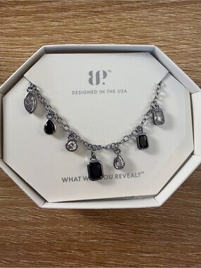 Bomb party necklace - dazzling green goddess exclusive bring back